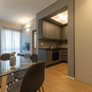 Appartamento Beplace In Primaticcio, Milano